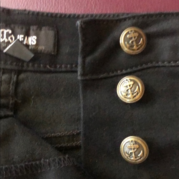 High waisted black shorts - Picture 5 of 6